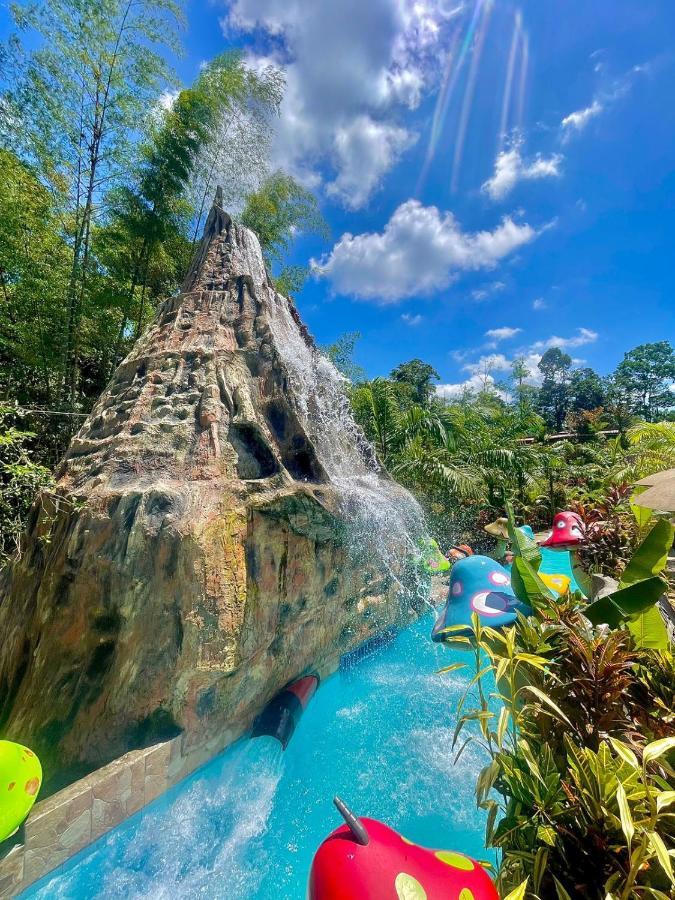 Hosteria D'Carlos Aqua Park Hotel Santo Domingo de los Colorados Kültér fotó