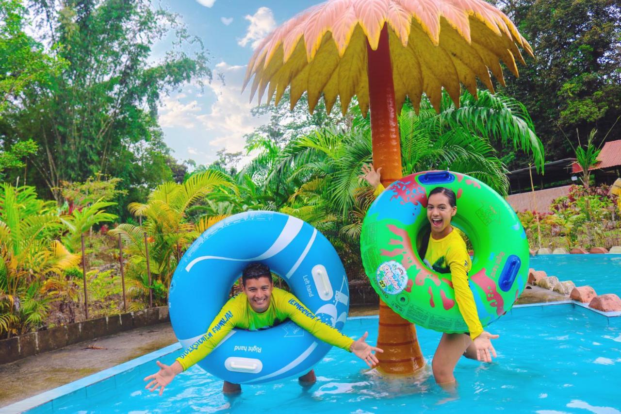 Hosteria D'Carlos Aqua Park Hotel Santo Domingo de los Colorados Kültér fotó